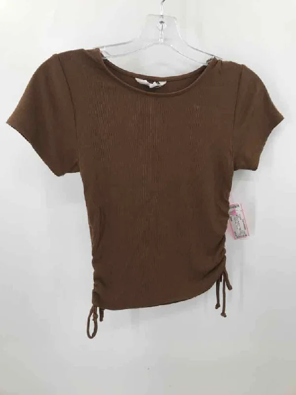 Pre-Owned BB Dakota Brown Size Small T-shirt-- Satin Fabric Silk Fabric Chiffon Fabric Pre-Owned BB Dakota Brown Size Small T-shirt-- Satin Fabric Silk Fabric Chiffon Fabric