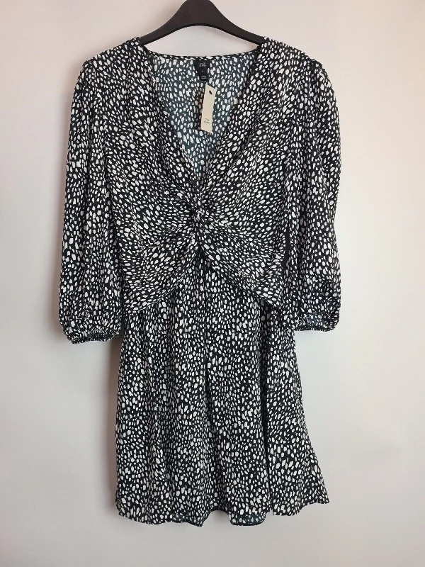 River Island Black Spot Print Shift Mini Dress Size 10 **** V291 Cozy Long Sleeve Mini Dress River Island Black Spot Print Shift Mini Dress Size 10 **** V291 Cozy Long Sleeve Mini Dress