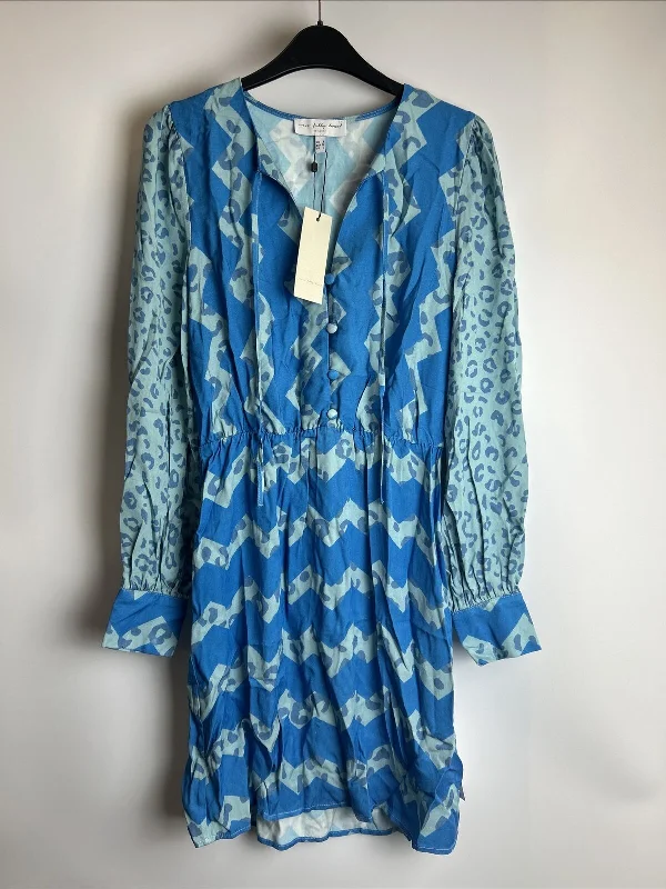 Never Fully Dressed Jemma Mini Dress - Blue. UK 6 **** Ref V88 Trendy Floral Mini Dress Never Fully Dressed Jemma Mini Dress - Blue. UK 6 **** Ref V88 Trendy Floral Mini Dress