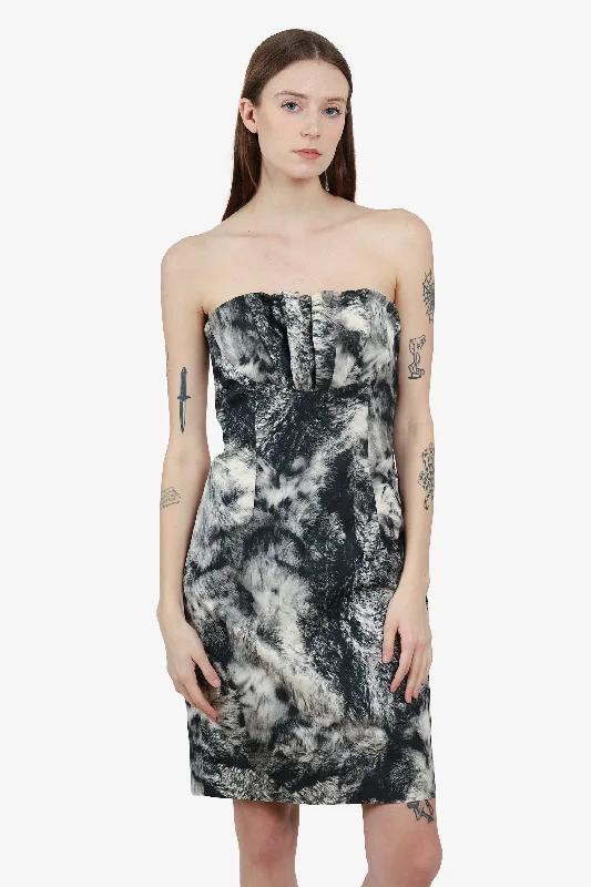 Giambattista Valli Black/White Printed Faille Strapless Mini Dress size 44 Comfortable One-Shoulder Mini Dress Giambattista Valli Black/White Printed Faille Strapless Mini Dress size 44 Comfortable One-Shoulder Mini Dress