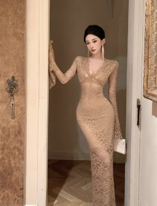 Temperament celebrity wind openwork lace hip dress Tunics Chic fashionable
