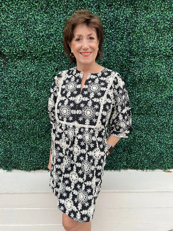 Black and White Floral Embroidered Dress Tunics Luxurious premium