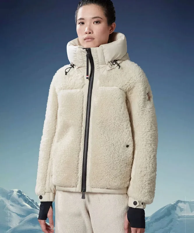 Women's Epicea Shearling Down Jacket Snapped Jacket Toggled Jacket Drawstring Jacket Women's Epicea Shearling Down Jacket Snapped Jacket Toggled Jacket Drawstring Jacket