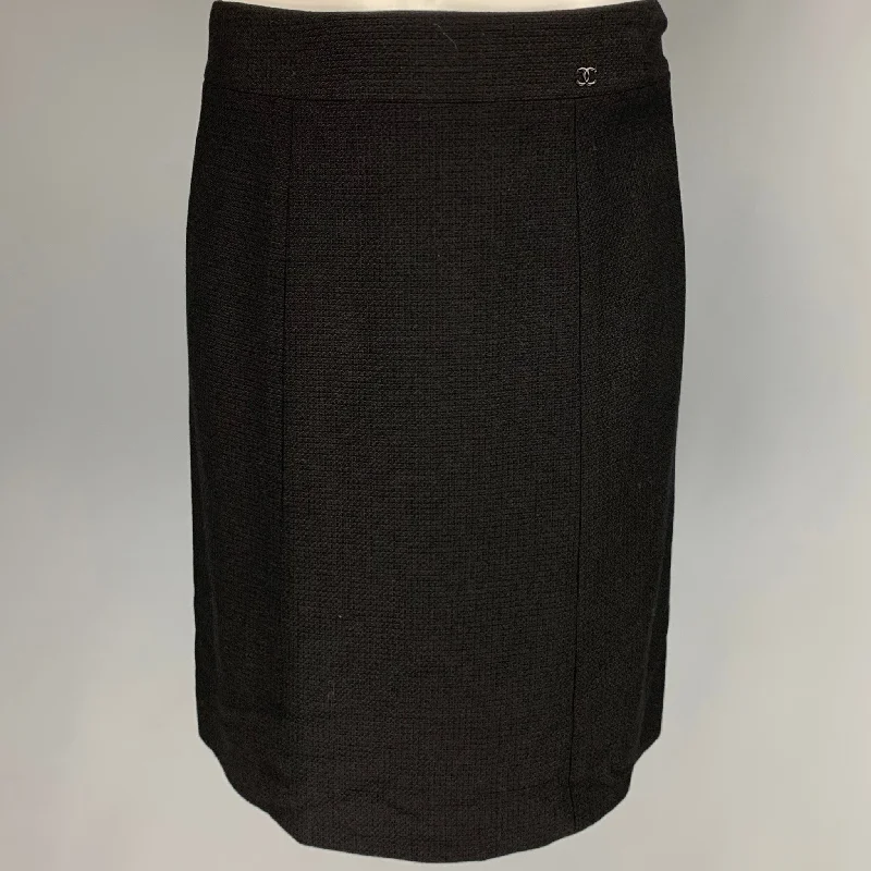 CHANEL Size 8 Black Wool Blend Textured Skirt corduroy skirt cozy